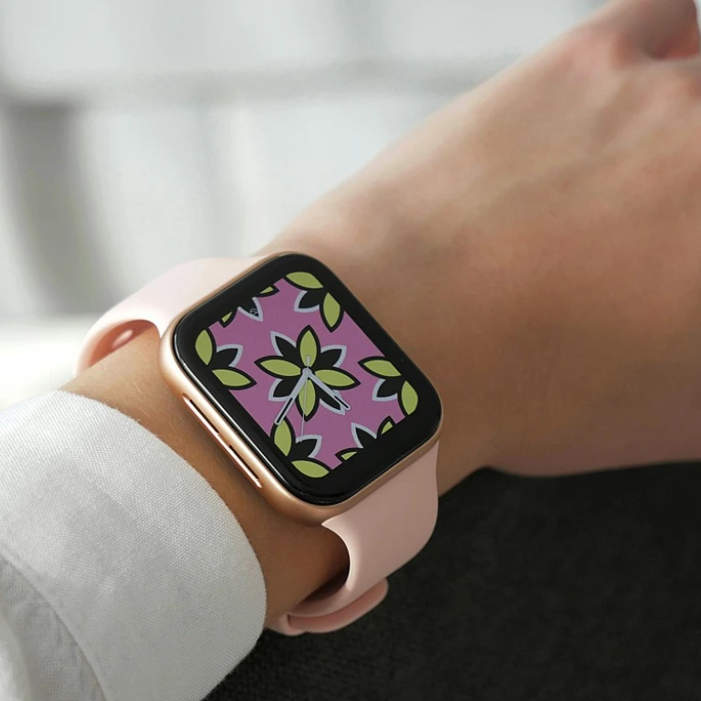 L'élégance du bracelet en acier inoxydable pour votre montre connectée