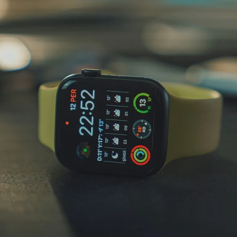 Comment remplacer la pile de votre montre connectée ?