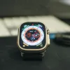 Montre Marc Jacobs : élégance urbaine et connectée au poignet