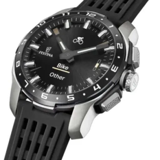 Test Festina F23305-8 : la montre hybride pour ceux qui veulent du connecté sans écran flashy